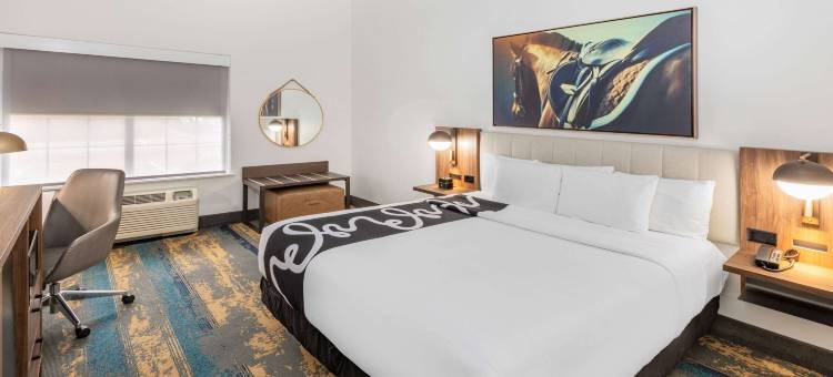 法尔 RGV 医学中心拉昆塔温德姆套房酒店(La Quinta Inn & Suites by Wyndham Pharr Rgv Medical Center)图片