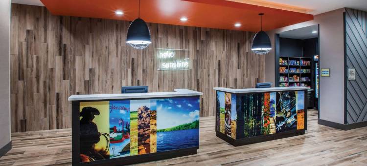 奥瓦索拉昆塔温德姆套房酒店(La Quinta Inn & Suites by Wyndham Owasso)图片