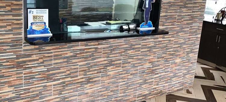 Travelodge by Wyndham Avenel Woodbridge图片