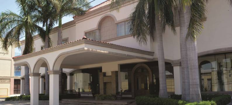 卡德雷塔市中心贝斯特韦斯特酒店(Best Western Centro Cadereyta)图片