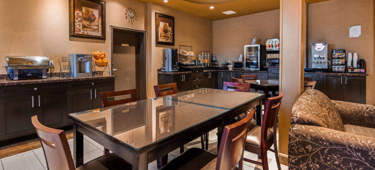 埃斯特万贝斯特韦斯特优质套房酒店(Best Western Plus Estevan Inn  Suites)图片