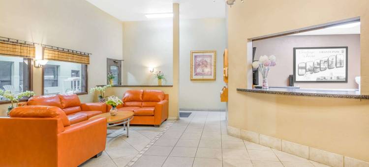 格兰茨帕斯温德姆速8酒店(Super 8 by Wyndham Grants Pass)图片