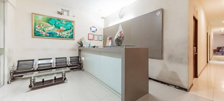 红门酒店-近帕萨尔塔拉蓬斯灵班加马辛(RedDoorz near Pasar Tarapung Siring Banjarmasin)图片