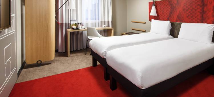 宜必思鲁昂市中心战神广场酒店(Ibis Rouen Centre Champ-De-Mars)图片