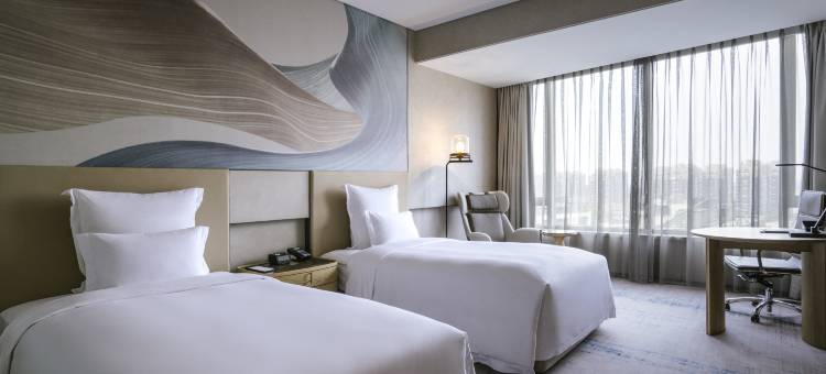 上海卓越铂尔曼大酒店图片