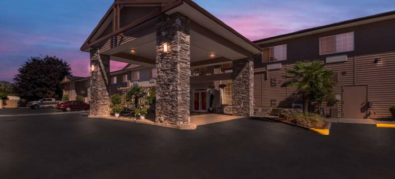 大学贝斯特韦斯特套房酒店(Best Western University Inn  Suites)图片