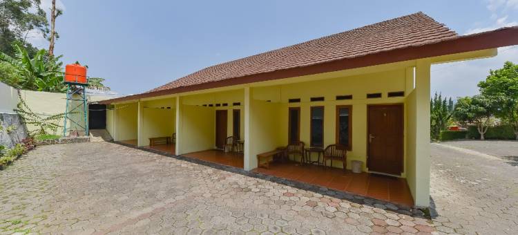 红门酒店@彭多克维纳贡芝维迪(RedDoorz @ Pondok Winagung Ciwidey)图片