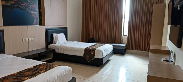 日惹夏菲拉酒店(Shafira Hotel Yogyakarta)图片