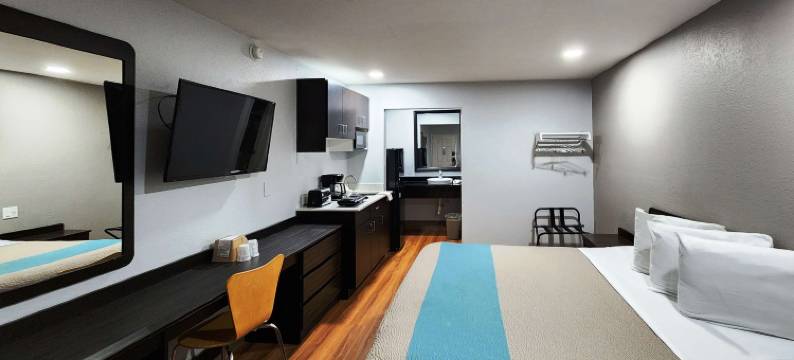 得克萨斯州休斯敦的韦伯斯特工作室6 - 那萨湖(Studio 6 Webster, TX  Houston - NASA Lake)图片