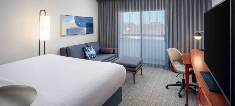 哥伦布-沃辛顿万怡酒店(Courtyard Columbus Worthington)图片