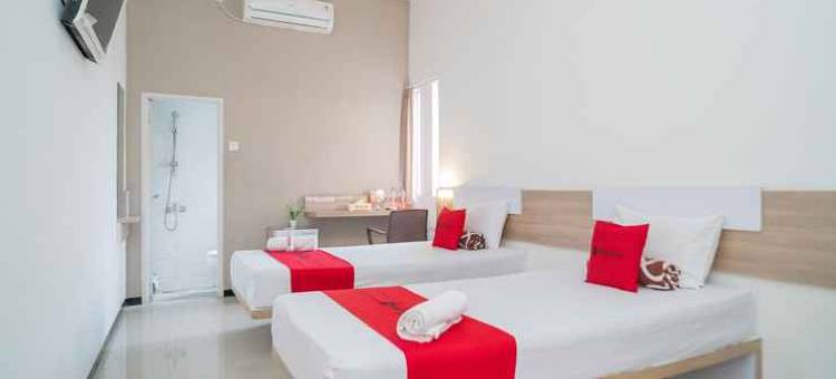 红多兹伊斯兰酒店-近玛琅MX特兰斯玛特(RedDoorz Syariah Near Transmart MX Malang)图片