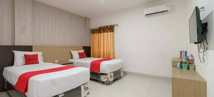 红门加 @ 塞马拉阿斯里棉兰(RedDoorz Plus @ Cemara Asri Medan)图片