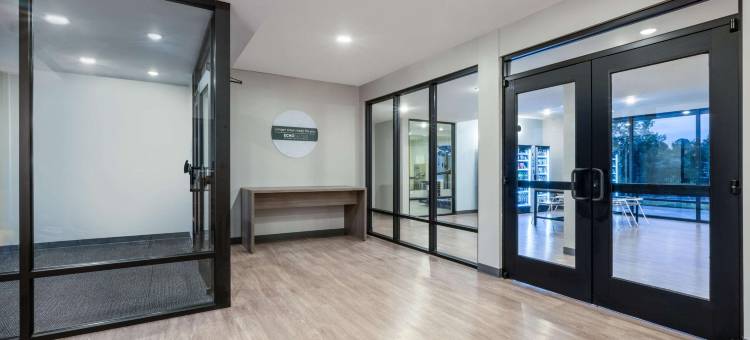 Echo Suites Extended Stay by Wyndham Spartanburg图片