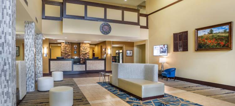 大学园区贝斯特韦斯特优质套房酒店(Best Western Plus University Park Inn  Suites)图片