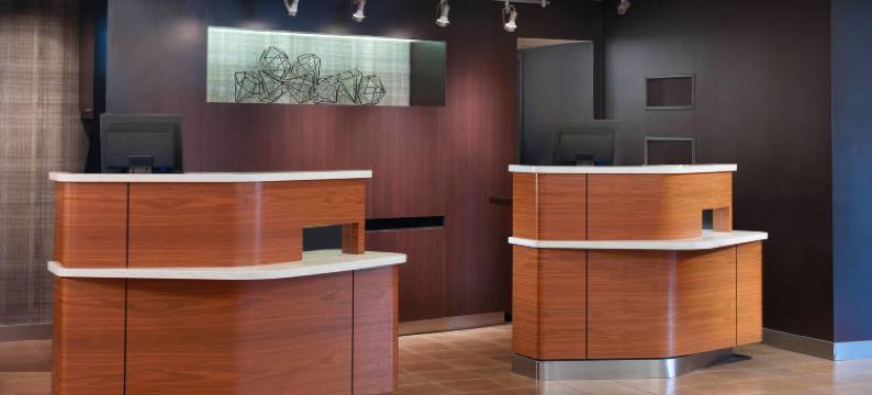 罗利市中心万怡酒店(Courtyard Raleigh Midtown)图片