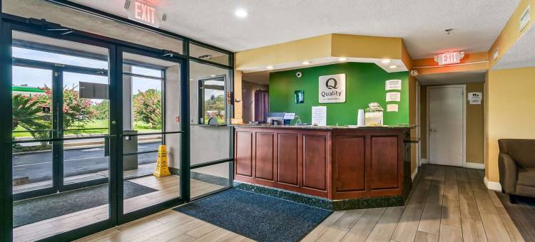 昆西品质酒店-塔拉哈西西部(Quality Inn Quincy - Tallahassee West)图片