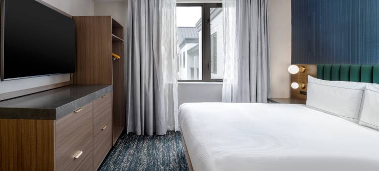 芒特劳雷尔希尔顿逸林酒店(DoubleTree Suites by Hilton Mt. Laurel)图片