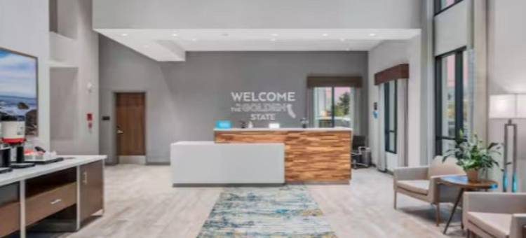莫罗湾欢朋酒店(Hampton Inn by Hilton Morro Bay)图片