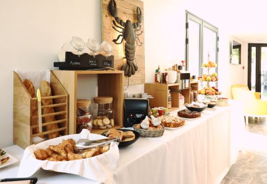 Appart' Hotel la Girafe Marseille Est - Porte d'AubagneHotel Overview