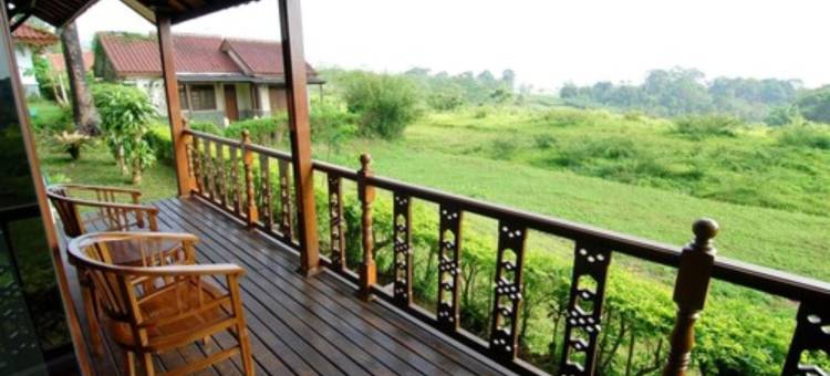 查瓦米奈娃卡约奇亚特别墅酒店(Villa ChavaMinerva Kayu - Ciater)图片