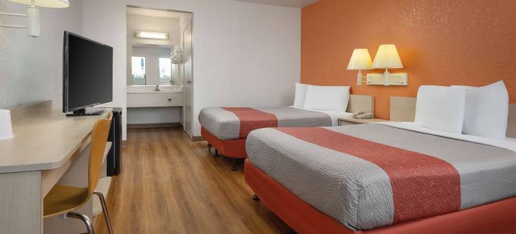 布埃纳帕克6号汽车旅馆 - 诺茨浆果农场/迪士尼乐园(Buena Park, CA - Knotts Berry Farm - Disneyland)图片