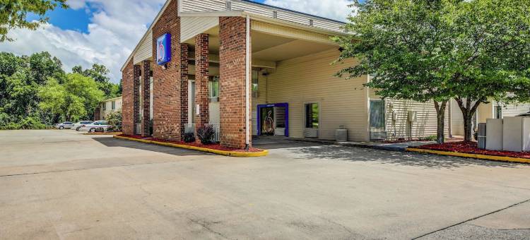 格林斯伯勒机场6号汽车旅馆(Motel 6 Greensboro, NC - Airport)图片