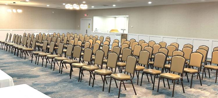 哈瓦苏湖城凯艺套房酒店(Quality Inn & Suites Lake Havasu City)图片