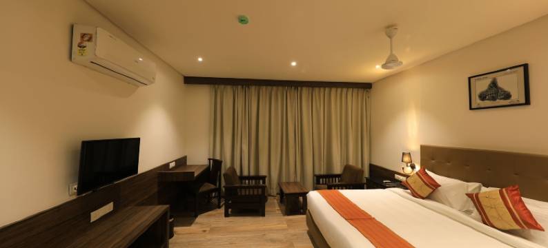 拜克苏拉吉俱乐部酒店(The Byke Suraj Club)图片