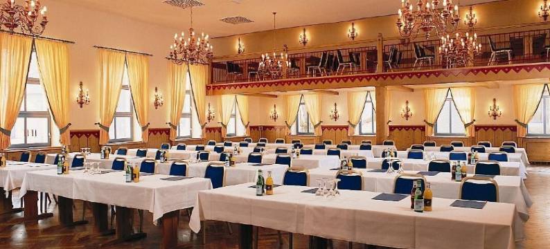 布特斯豪斯厄布格米赫特酒店(Hotel Erbgericht Buntes Haus)图片