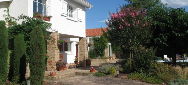 勒米里尔住宿加早餐旅馆(Chambres d'Hôtes le Mûrier)图片