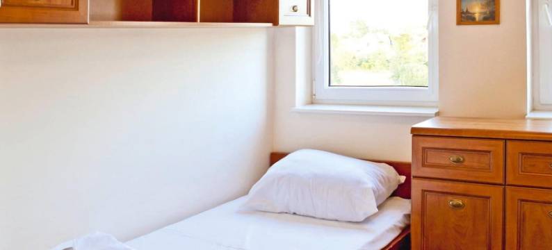 罗维的别墅，靠近波罗的海和国家公园(Half of Holiday Home, Terrace, Playground)图片