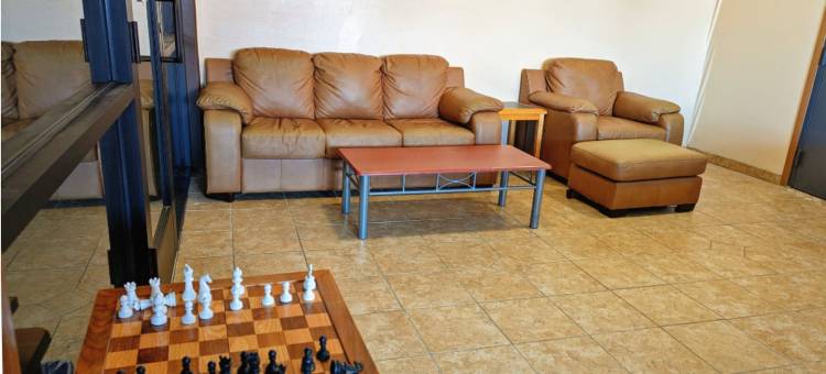 OYO 雷德伍德福尔斯酒店 - 近杰克波特娱乐场(OYO Hotel Redwood Falls Near Jackpot Casino)图片