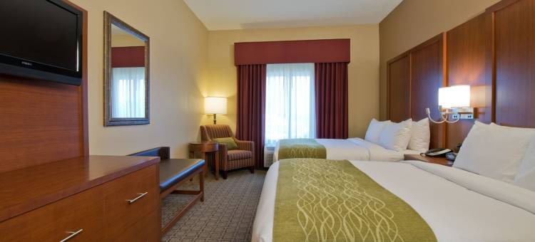 舒适套房酒店(Russell Inn & Suites)图片