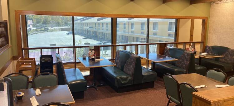 斯科特堡温德姆速 8 酒店(Super 8 by Wyndham Fort Scott)图片