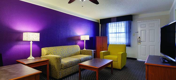 格林维尔呗盟套房酒店-伍德拉夫(Baymont by Wyndham Greenville Woodruff Rd)图片