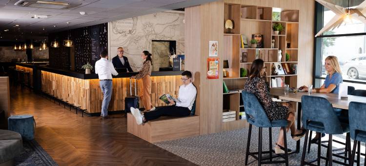 瓦朗西纳中心美居酒店(Hôtel Mercure Valenciennes Centre)图片