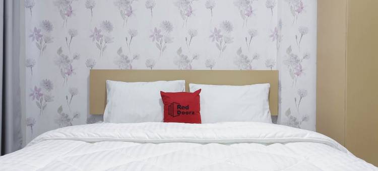 红多兹伊斯兰酒店-近勿加泗大都会购物中心(RedDoorz Syariah Near Metropolitan Mall Bekasi)图片