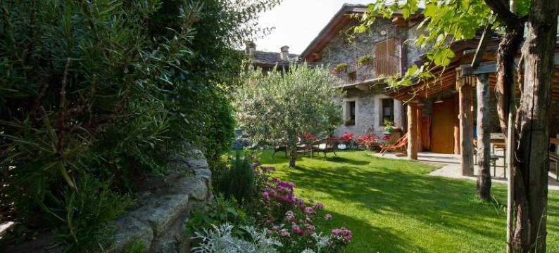 维尼鸿住宿加早餐旅馆(La Maison des Vignerons Chambres d'Hotes B&B)图片