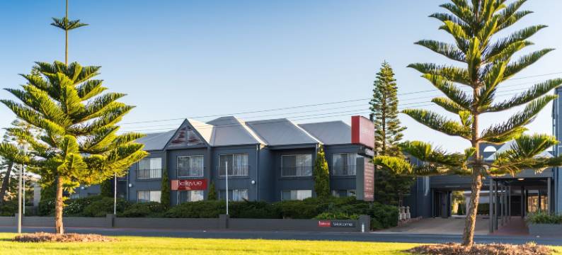 贝尔维尤市湖泊酒店(Bellevue on the Lakes)图片