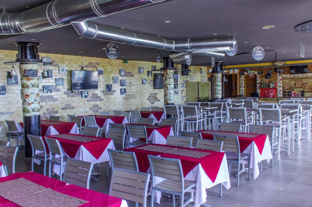 Hotel Dreams Beach Over view