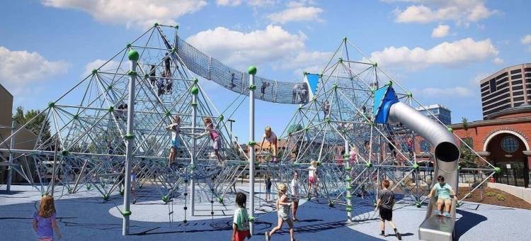 卡纳斯维尔 热水浴缸 游泳池 游戏厅 健身房 无线网络 咖啡(Kernersville Hot Tub  Pool  Arcade Gym Wifi Coffee)图片