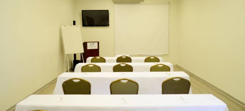 皮乌拉LP洛斯波塔利斯酒店(LP Los Portales Hotel Piura)图片