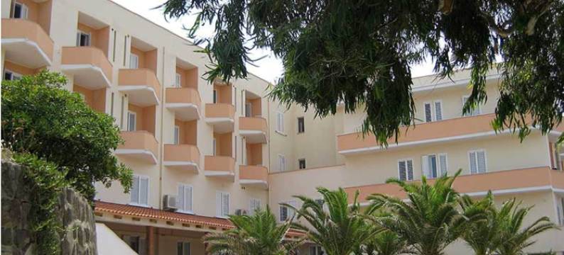 卡斯泰尔萨多杜马斯海滩酒店(Hotel Castelsardo Domus Beach)图片