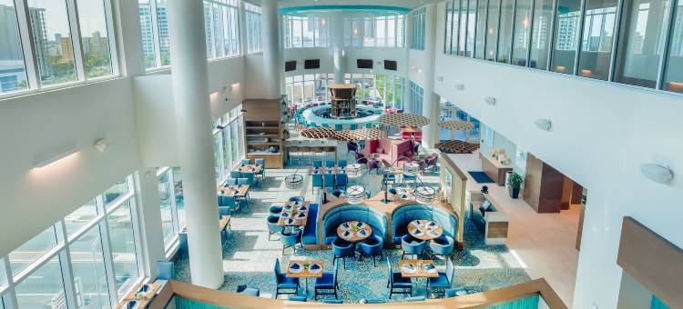 萨拉索塔希尔顿安泊酒店(Embassy Suites by Hilton Sarasota)图片