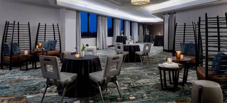 莫比尔河景广场万丽酒店(Renaissance Mobile Riverview Plaza Hotel)图片