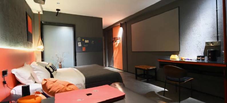 瑞丽耀生酒店(财富广场店)图片