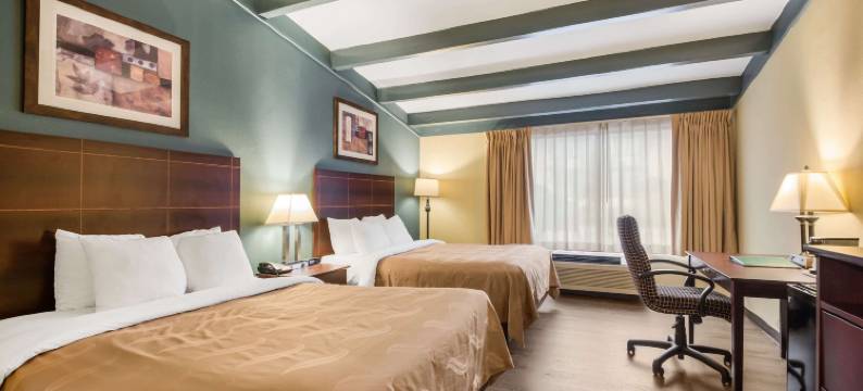 郊区长住酒店(Suburban Studios Buffalo Airport)图片