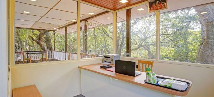 Treebo 塞西尔度假村，距离马瑟兰火车站600米(Treebo Cecil Resort, 600 Mtrs from Matheran Railway Station)图片