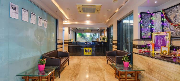 Fabhotel Sr瓦卡德(FabHotel SR Wakad - Nr Mall of Millenium)图片