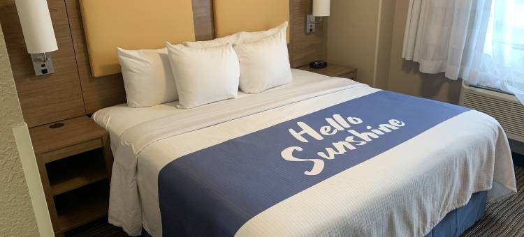 布鲁克林公园戴斯酒店(Days Inn by Wyndham Brooklyn Borough Park)图片